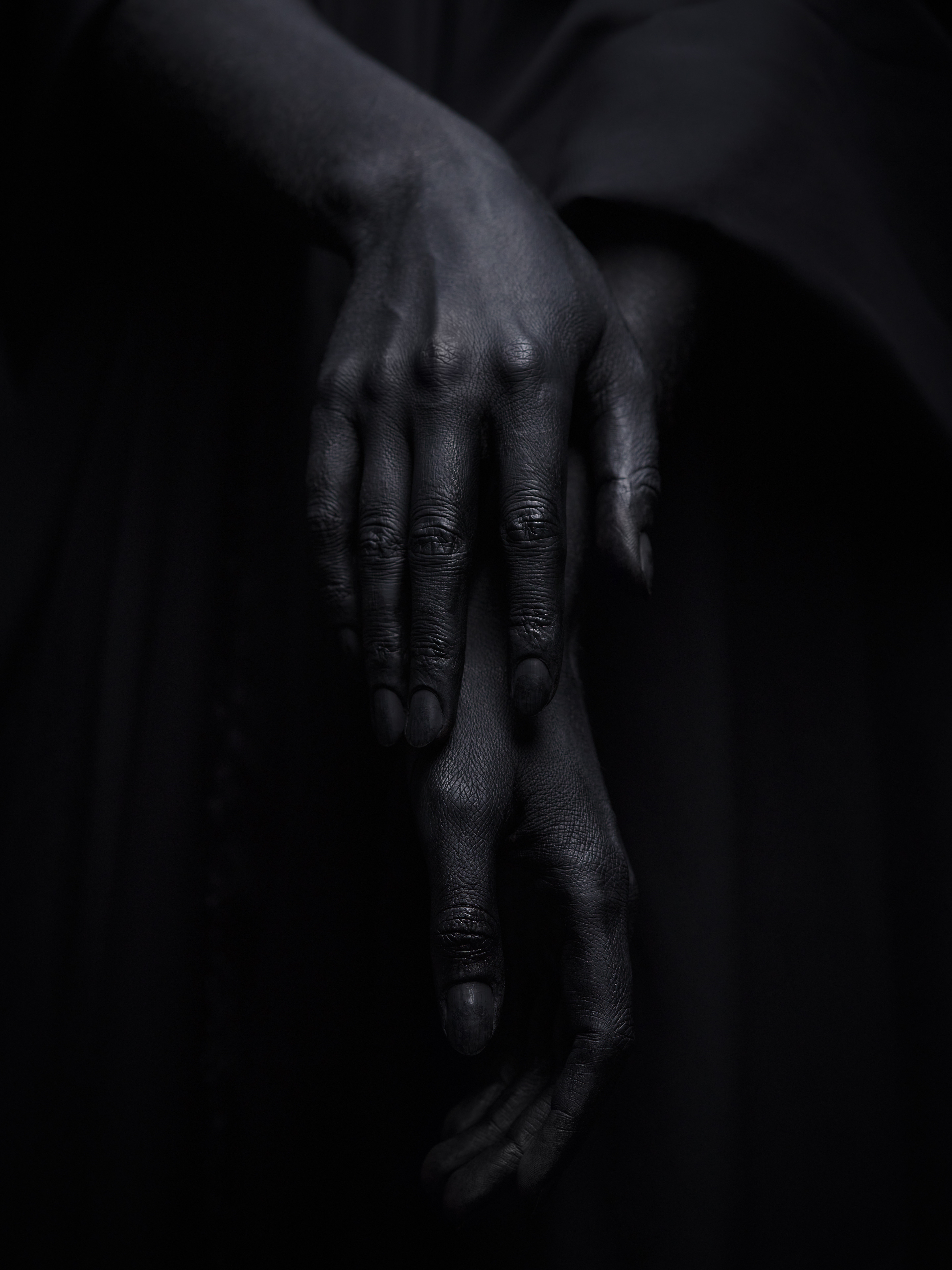 Black Hands (221020A)